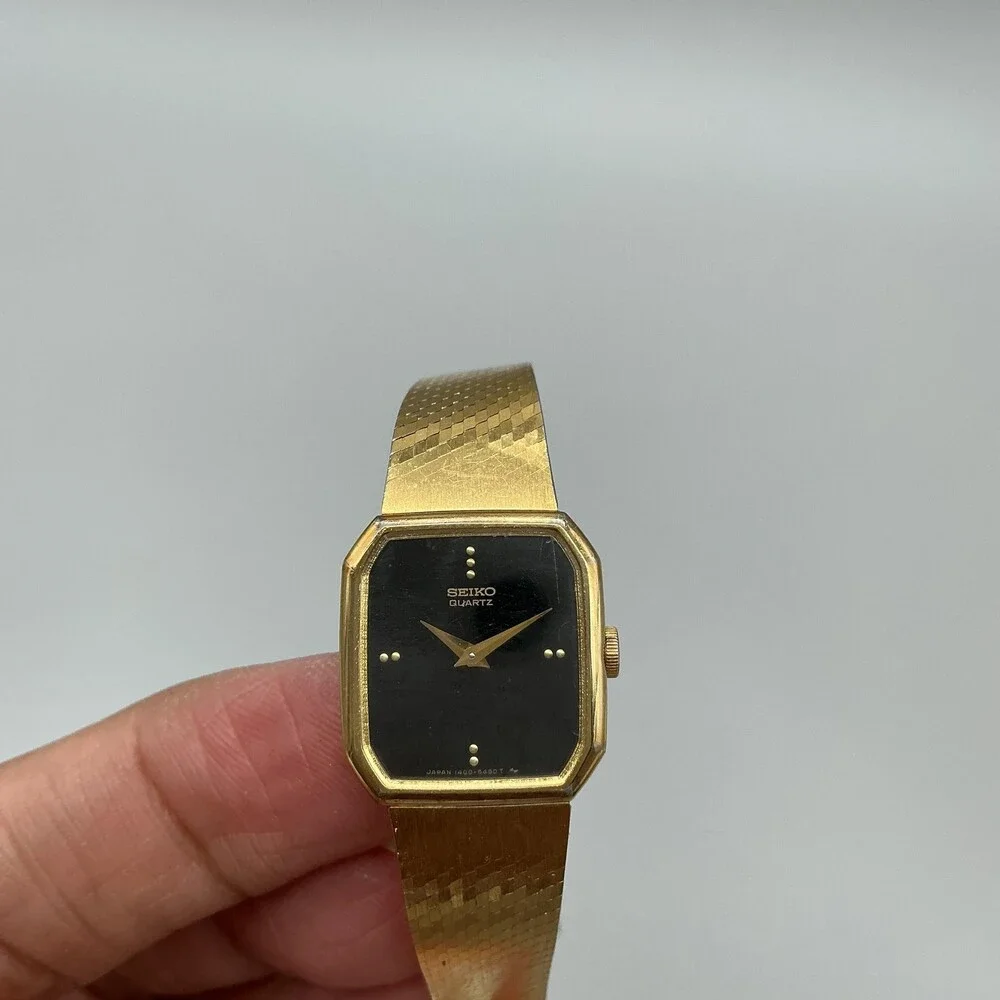 Vintage Seiko Womens Watch 18mm Black Dial Gold Tone 1400-8080 New Battery 6.5